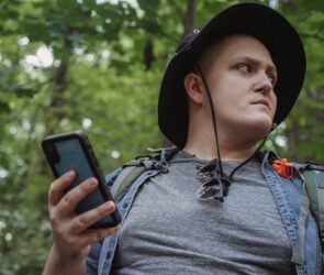 Smart Travel Gear: Gadgets Making Your Journeys Easier